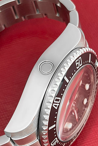 product_rolex-deepsea-sea-dweller-116660-side-C51590